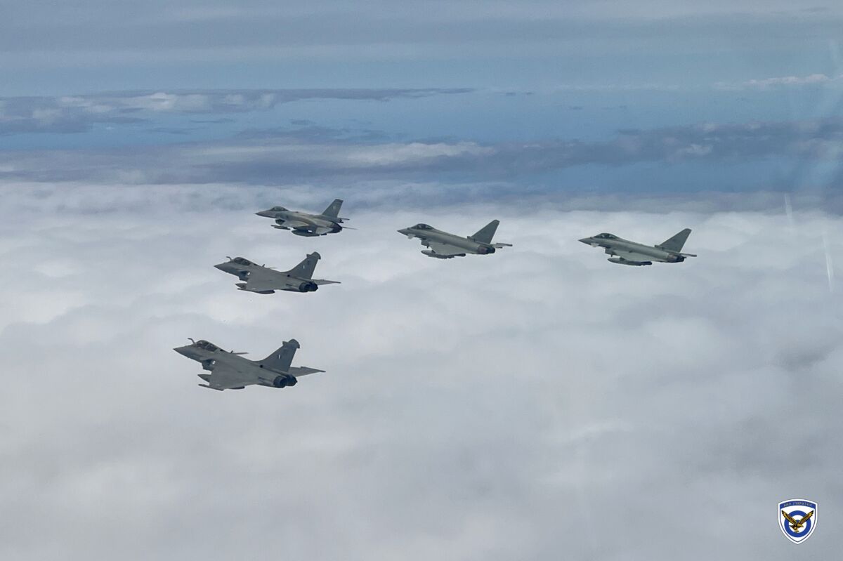 F-16