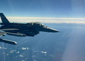 F-16 - παραβιάσεις