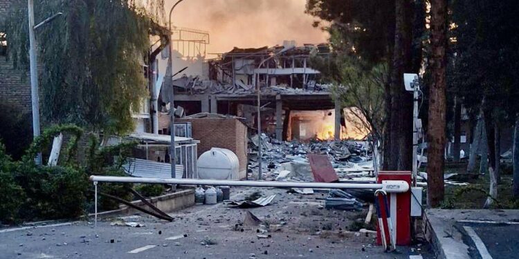 Τεχεράνη - Παστέρ