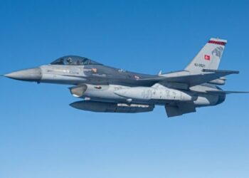 παραβάσεις - F-16 - KC-135