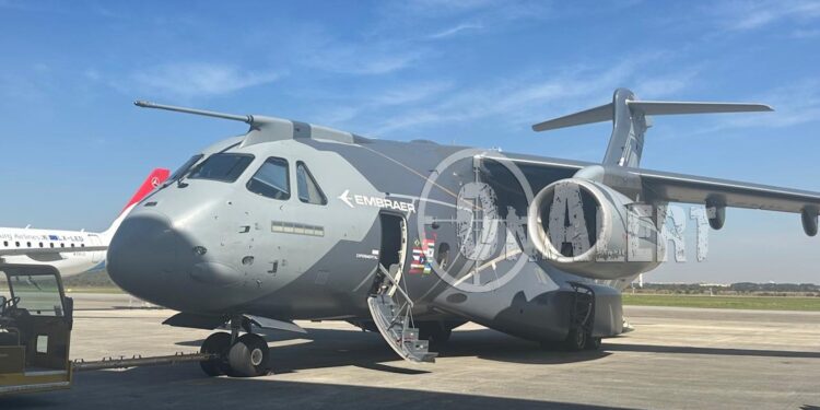 KC-390