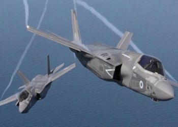 F-35: «Πράσινο φως» για τον εκσυγχρονισμό του stealth μαχητικού σε «Block 4»