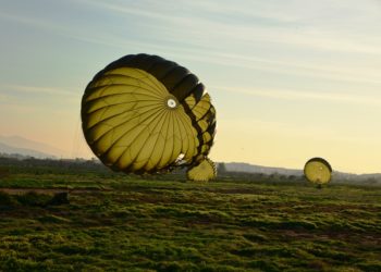 αλεξιπτωτιστής
