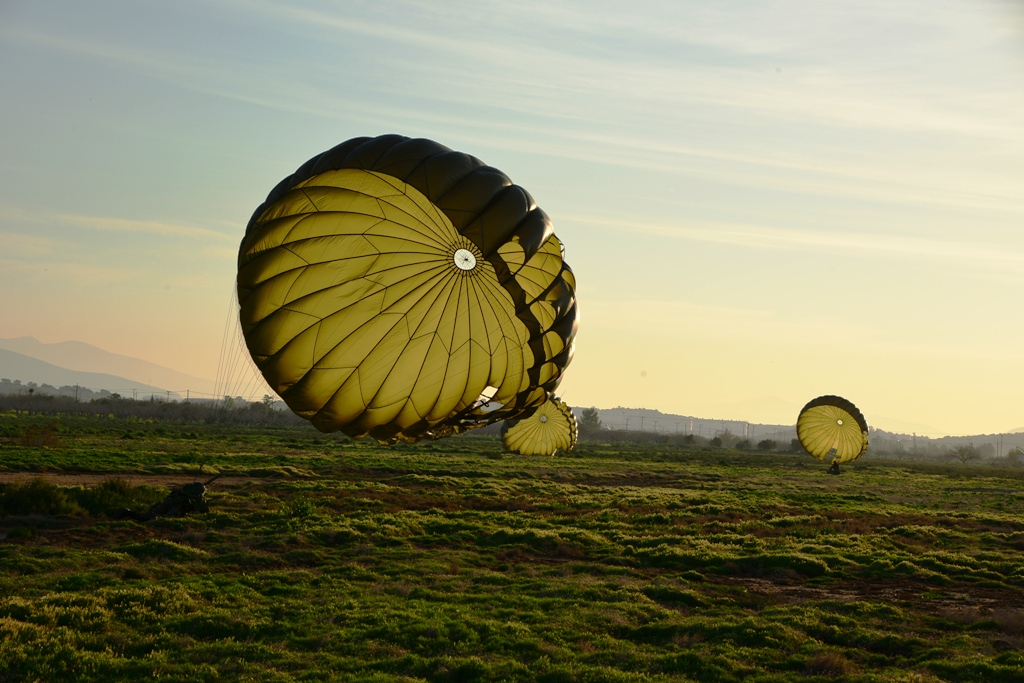 αλεξιπτωτιστής