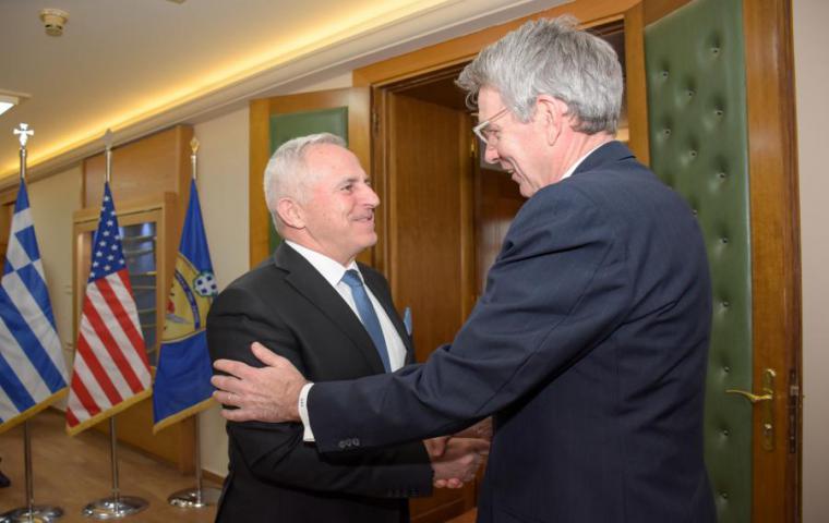 Αποστολάκης