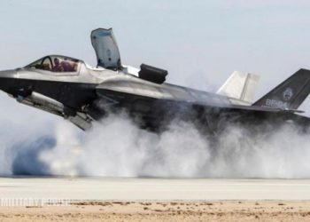 F-35: «Πράσινο φως» για τον εκσυγχρονισμό του stealth μαχητικού σε «Block 4»