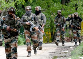 Ινδία - αντάρτες